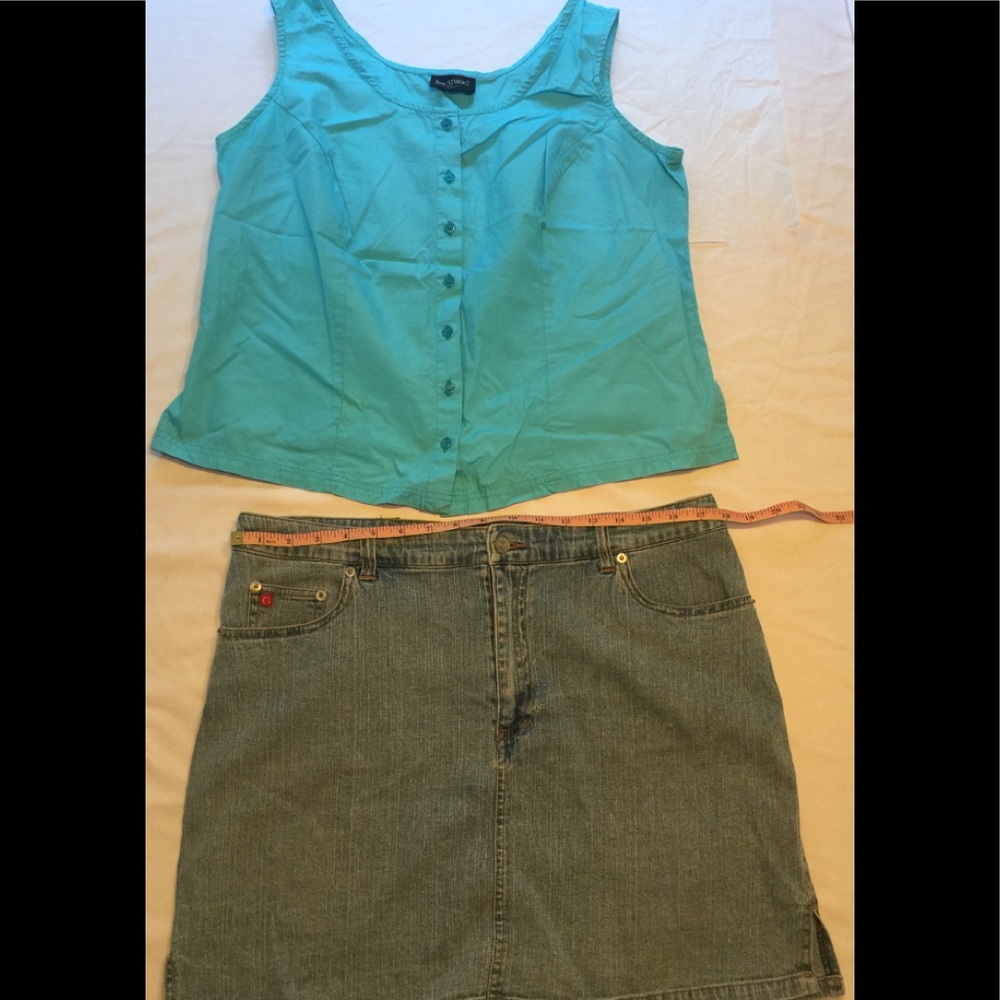 Goddess skirt and sleeveless shirt EUC